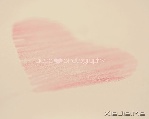 晚安心语:孤单不是因为没有朋友,而是没有人住在你心里 (4)